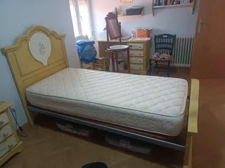 Habitación juvenil compuesta por dos camas de 90