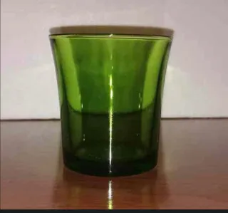 Vino. 6 Vasos de vidrio Duralex verde