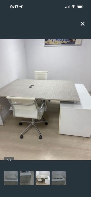 Mesa de oficina moderna beige y blanca