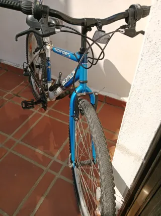 Bicicleta Decathlon Azul