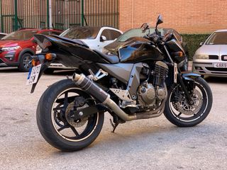 Moto Kawasaki Z750