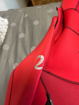 Traje neopreno barranquismo