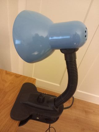 Lámpara flexo pinza