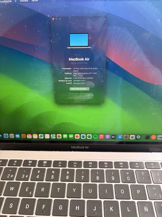 MacBook Air Retina 13' 2018 + Funda y Cargador