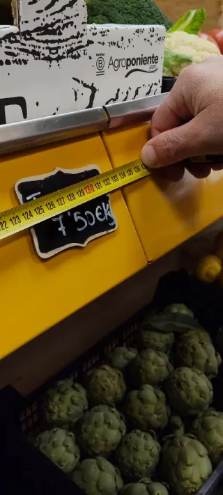 5 Estanterías Fruteríacon espejo Metálicas