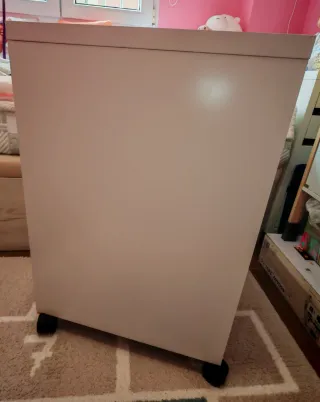 Cajonera Ikea con ruedas