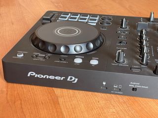 Controladora DJ Pioneer DDJ-FLX4 Negra