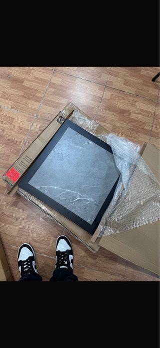 Tavolo ausiliario in pietra e metallo