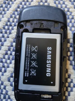 Samsung SGH-E2210 Cellulare Rosso