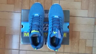 Zapatillas SKECHERS - talla 42