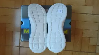 Zapatillas SKECHERS - talla 42