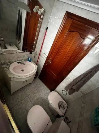 Habitación piso compartido trabajo o estudio