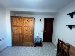 Habitación piso compartido trabajo o estudio