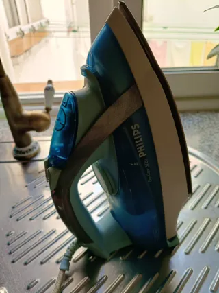 Plancha Philips EasyCare 3220