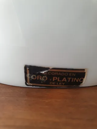 Jarrón Galos Cerámica Dorado y Blanco