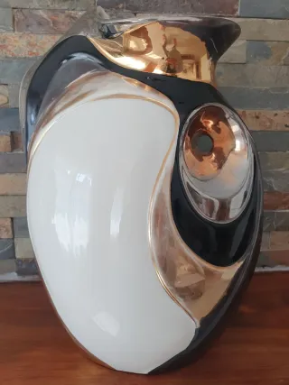 Jarrón Galos Cerámica Dorado y Blanco