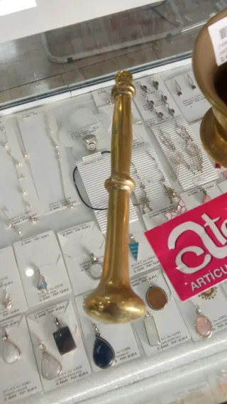 Machacador de bronce