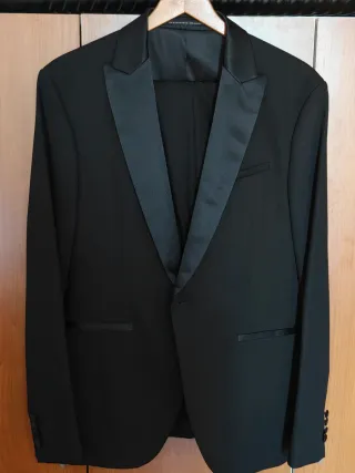 Traje de vestir Zara negro