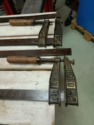 SARGENTOS CARPINTERO