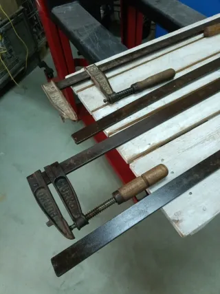 SARGENTOS CARPINTERO