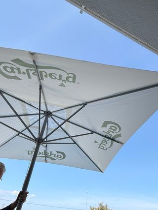 Parasol Hostelería Carlsberg 2,5x2,5m (5 unidades)