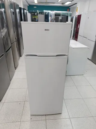 @Nevera Svan Estrecha Con Garantía@