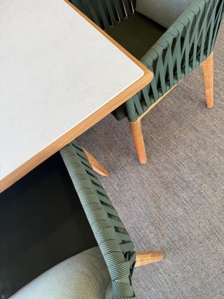 Mesa y 8 Sillas Comedor Exterior Kettal