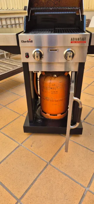 Barbacoa de gas Char-Broil Advantage 225 S