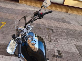 Suzuki Intruder 250cc Negra