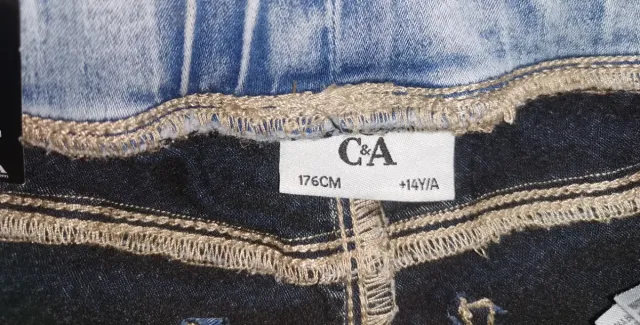 Nuevo. Talla +14 años Pantalón elástico pata ancha