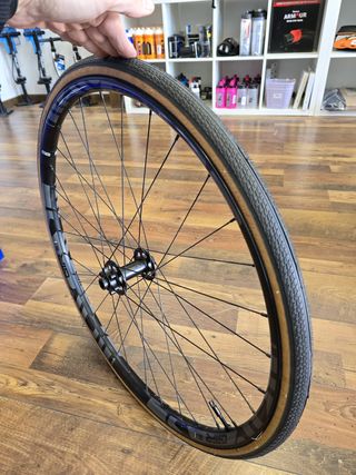 Rueda Delantera GTR SL27 BOOST 29” GRIS 6T