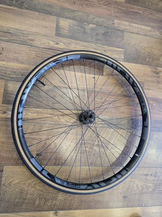 Rueda Delantera GTR SL27 BOOST 29” GRIS 6T