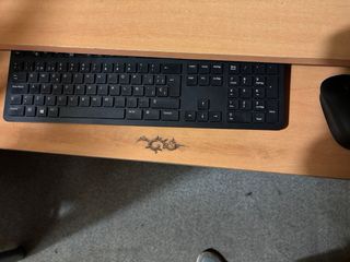 Mesa escritorio con cajón + bandeja teclado