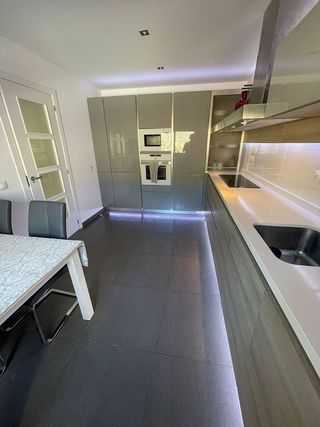 Casa pareada en alquiler en Los Naranjos - Las Brisas en Marbella