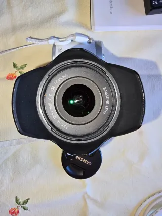 Cámara Samsung NX300 + Objetivo 18-55mm OIS
