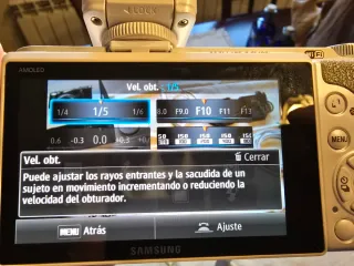 Cámara Samsung NX300 + Objetivo 18-55mm OIS