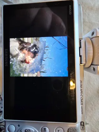 Cámara Samsung NX300 + Objetivo 18-55mm OIS