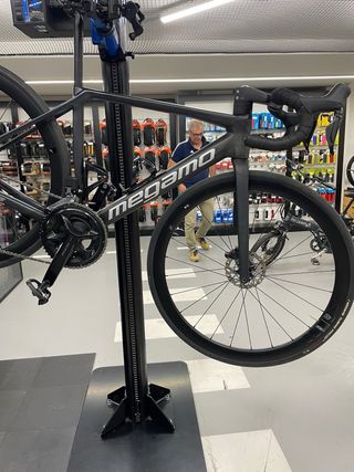 Bicicleta carretera carbono Megamo Raise