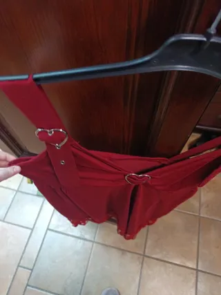 Top Shein Rojo con Encaje y Corazones