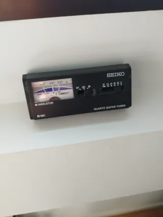 Afinador de Guitarra SEIKO Quartz