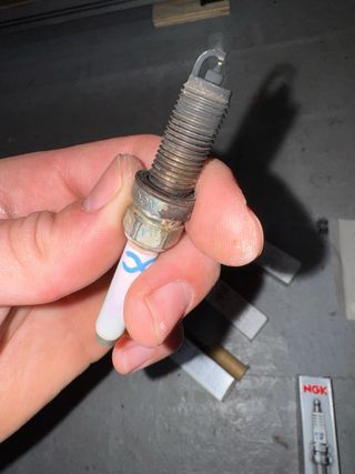 Bujías NGK para motor 1.3. DIG-T