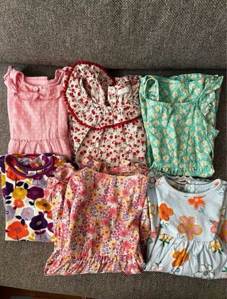 Lote Alina Gabardina amarilla con capucha