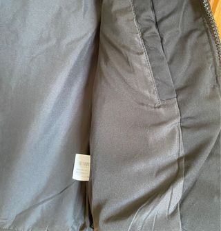 Chaleco acolchado Zara negro sin mangas