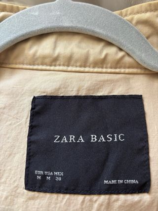 Chaqueta Zara Beige Militar Tachuelas