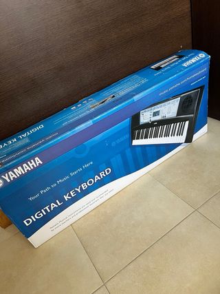 Teclado Yamaha YPT-200 (61 teclas)