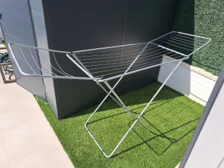 Tendedero plegable metálico