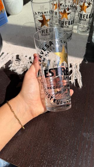 Juego 11 Vasos Cerveza Estrella Damm