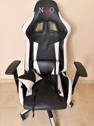 Silla Gaming NEO Negra y Blanca