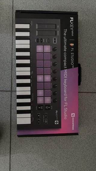 Novation FLkey Mini 25 Teclado MIDI