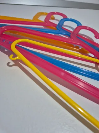 5 grucce appendiabiti colorate